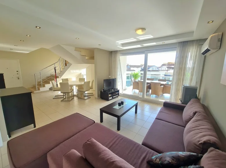 Penthouse 3 bedrooms 180 m² Akarca Koyu, Turkey