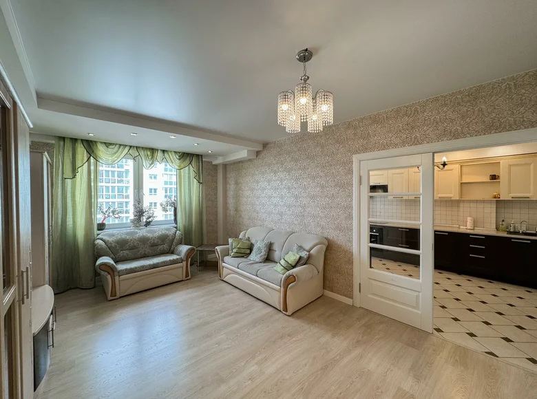 3 room apartment 91 m² Minsk, Belarus