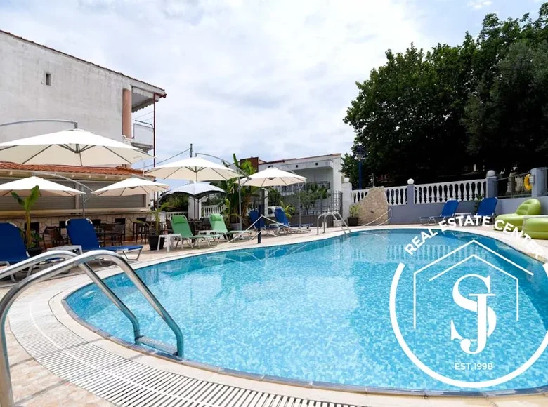 Hotel  Polychrono, Grecja