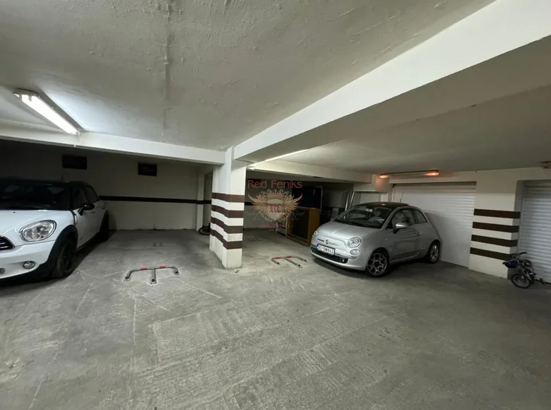 Commercial property 10 m² in Montenegro, Montenegro