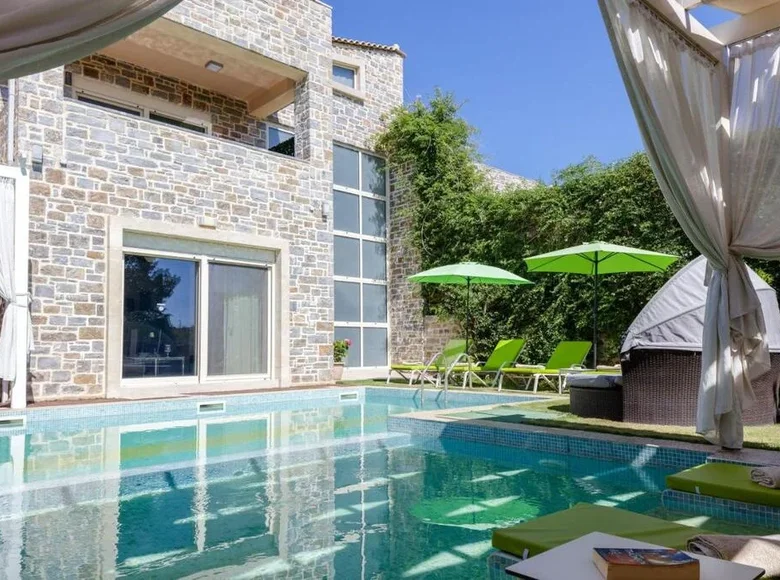 Villa de 4 dormitorios 211 m² Skaleta, Grecia
