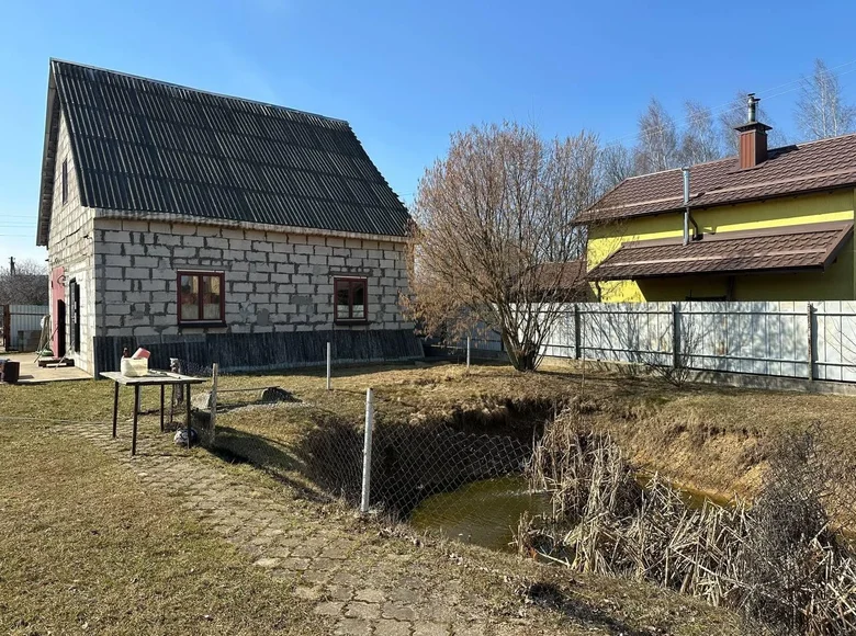 Dom  Dziamidavicki sielski Saviet, Białoruś