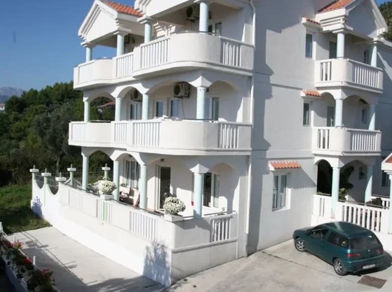 Hôtel 570 m² à Tivat, Monténégro