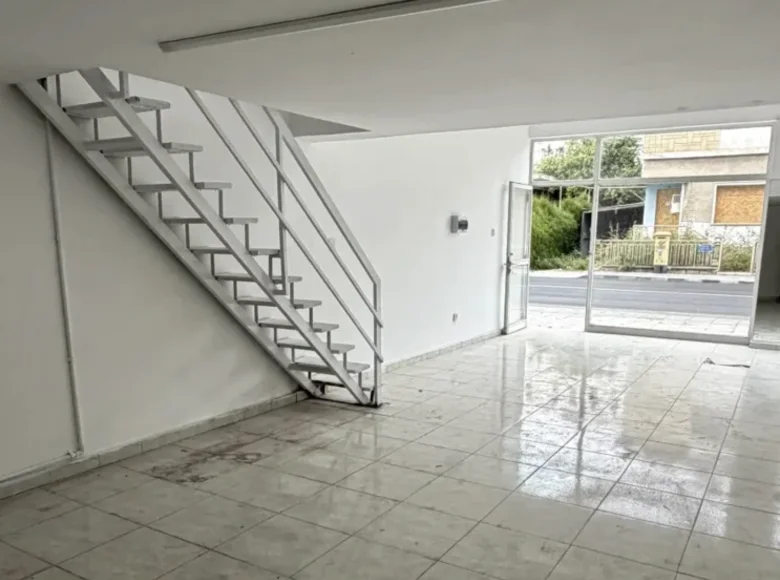 Shop 47 m² in Limassol, Cyprus