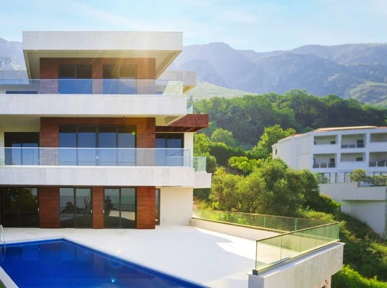 Villa  Rijeka Rezevici, Montenegro