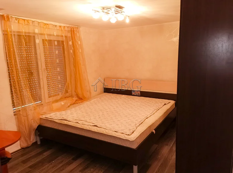 Дом 3 комнаты 100 м² Shtraklevo, Болгария