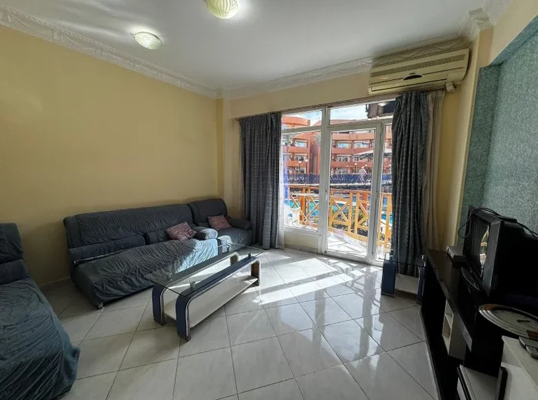2 bedroom condo 88 m² Al Hadaba, Egypt