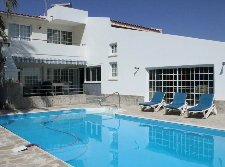 5 bedroom house 340 m² Paphos Municipality, Cyprus