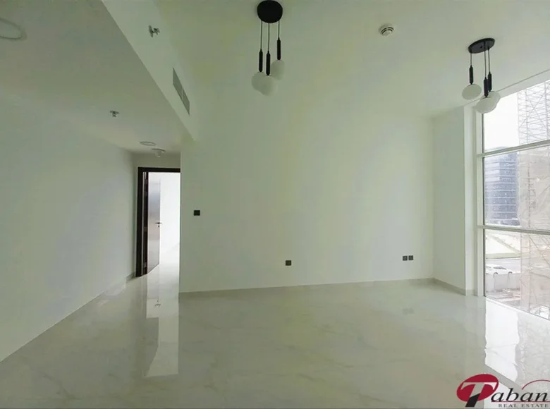 Mieszkanie 1 pokój 705 m² Dubaj, Emiraty Arabskie