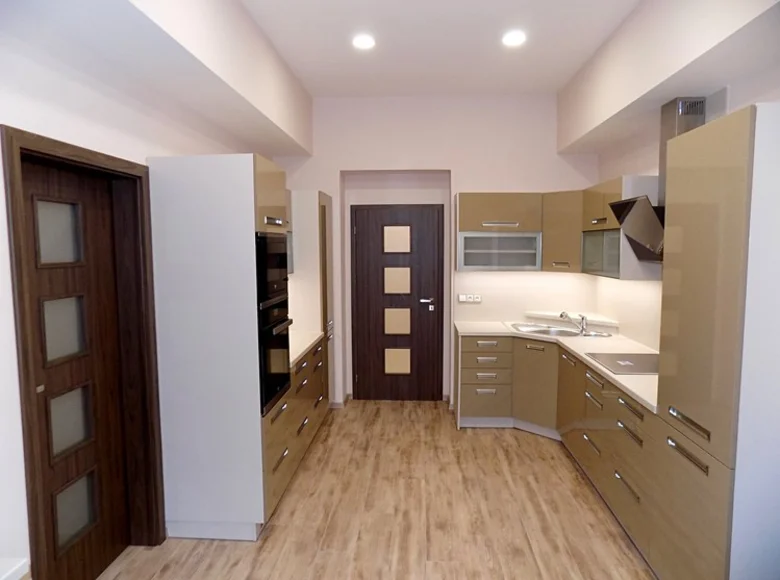 3 bedroom apartment 87 m² okres Karlovy Vary, Czech Republic