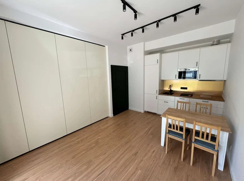 Квартира 3 комнаты 50 м² в Варшаве, Польша