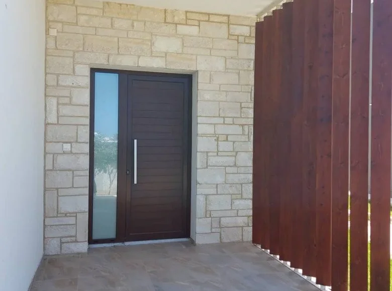 3 bedroom apartment 150 m² Chloraka, Cyprus
