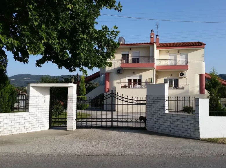 Villa 10 bedrooms 430 m² Peristera, Greece
