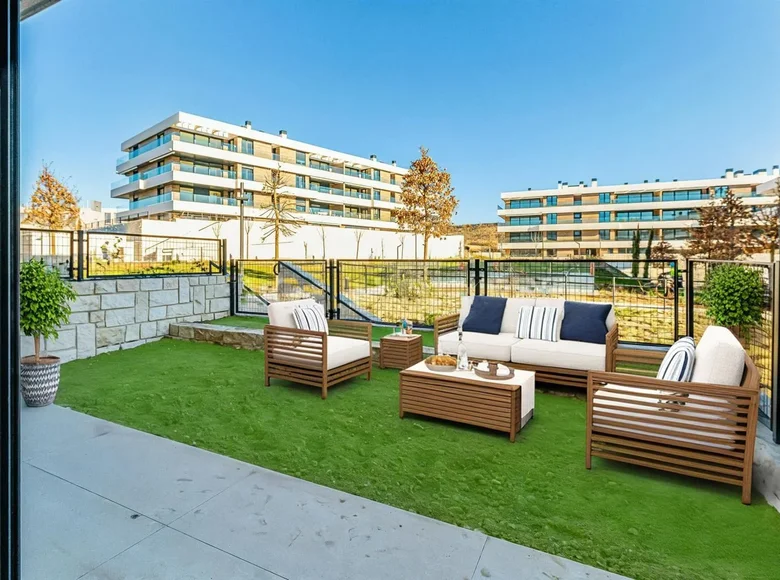 Wohnung 3 Schlafzimmer 217 m² Alcobendas, Spanien