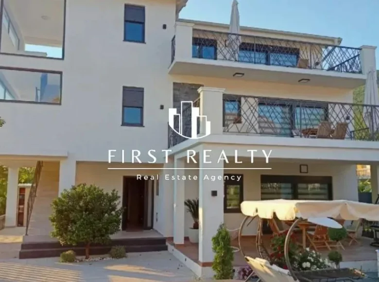 Villa de 3 habitaciones 293 m² Kovacko Polje, Montenegro