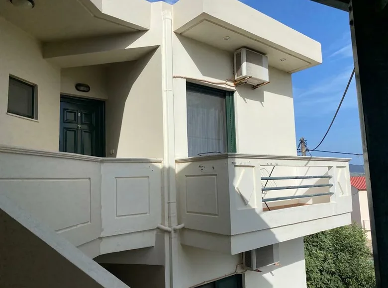 Propriété commerciale 266 m² à Korakies, Grèce