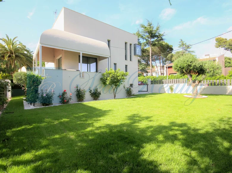 Willa 4 pokoi 550 m² Castell dAro, Hiszpania