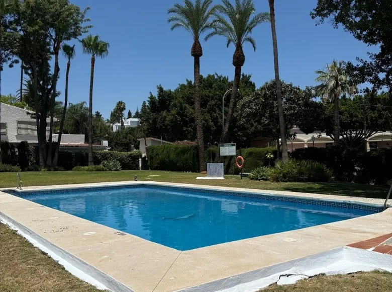 Apartamento 2 habitaciones 77 m² San Pedro Alcantara, Španjolska