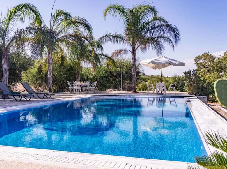 Maison 6 chambres 350 m² Paralímni, Chypre