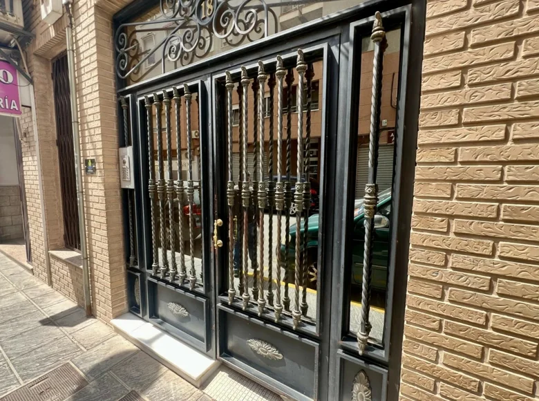 Nieruchomości komercyjne 120 m² Orihuela, Hiszpania