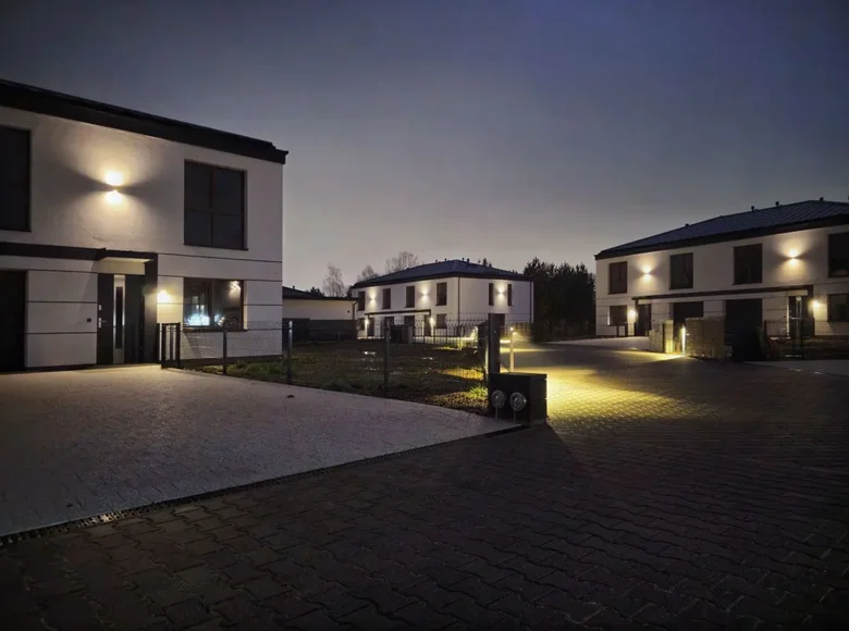 House 174 m² Warsaw, Poland