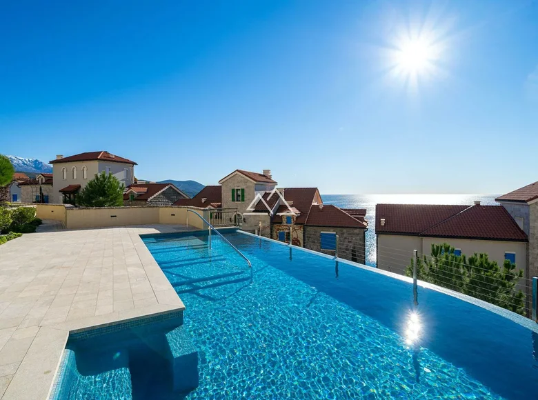 Квартира 2 комнаты 79 м² Радовичи, Черногория