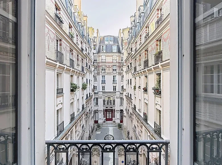 Квартира 3 комнаты 76 м² Париж, Франция