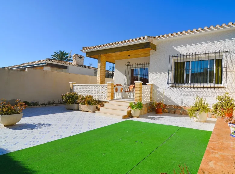 2 bedroom house 80 m² Dehesa de Campoamor, Spain