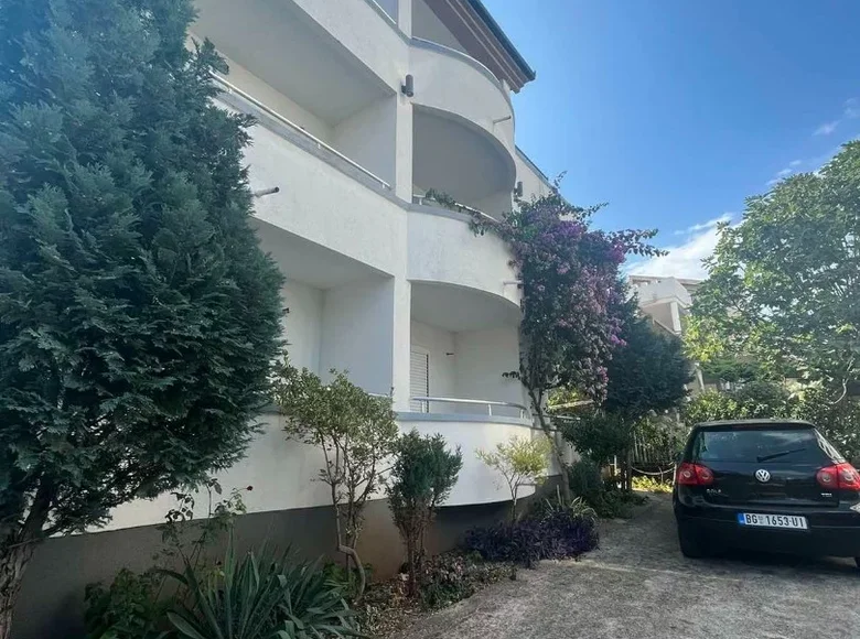 Hôtel 298 m² à Dobra Voda, Monténégro