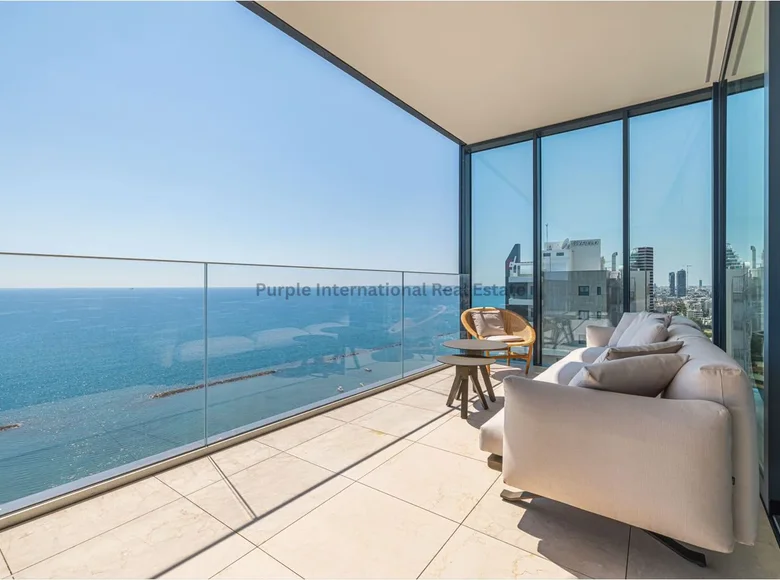 Квартира 4 спальни 207 м² Koinoteta Mouttagiakas, Кипр