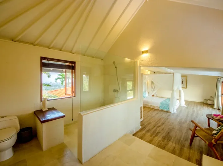 5-Schlafzimmer-Villa 422 m² Pecatu, Indonesien
