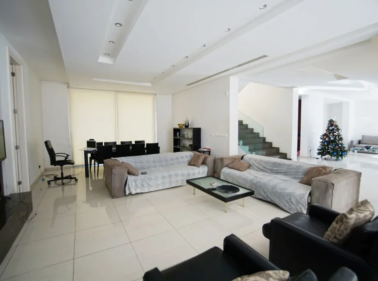 4 bedroom house 390 m² Anavargos, Cyprus
