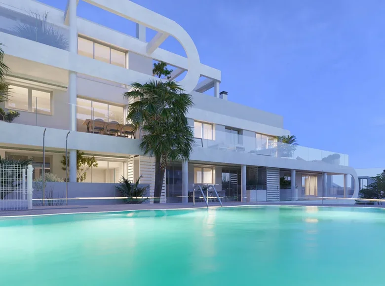 2 bedroom apartment 96 m² Estepona, Spain