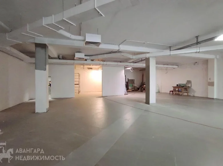 Geschäft 3 zimmer 294 m² in Minsk, Belarus