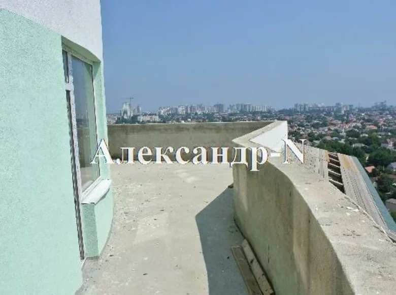 Mieszkanie 2 pokoi 86 m² Odessa, Ukraina