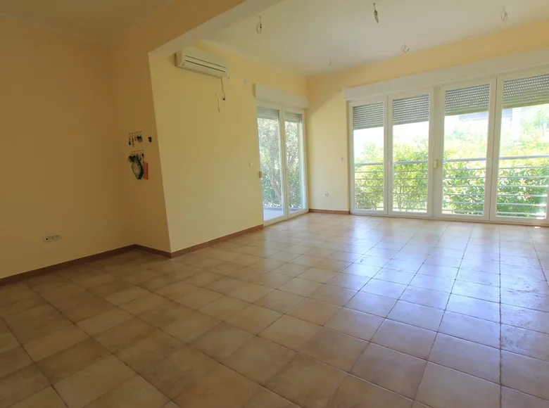 Apartamento 35 m² Bijela, Montenegro