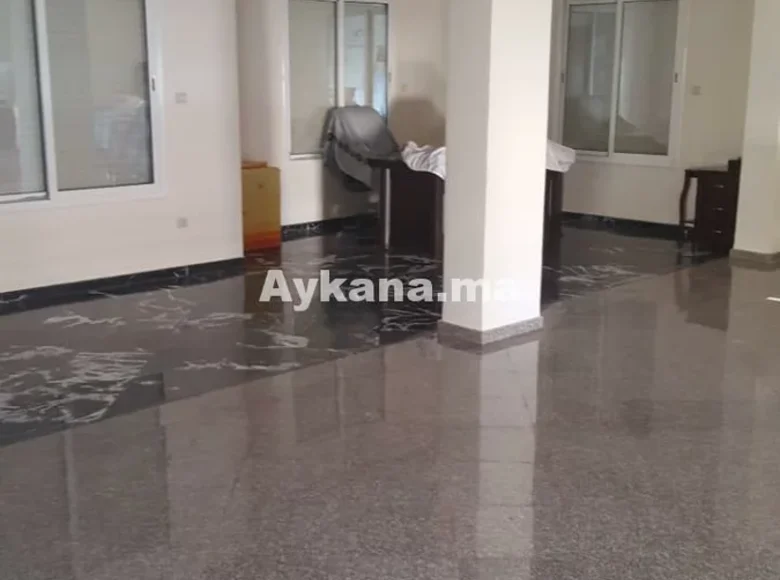 Office 580 m² in Ighrem N'Ougdal, Morocco