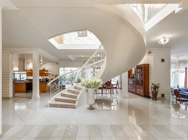 Дом 5 комнат 762 м² Рига, Латвия