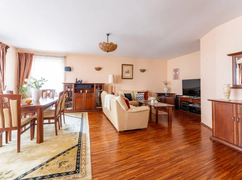 Apartamento 5 habitaciones 128 m² en Varsovia, Polonia