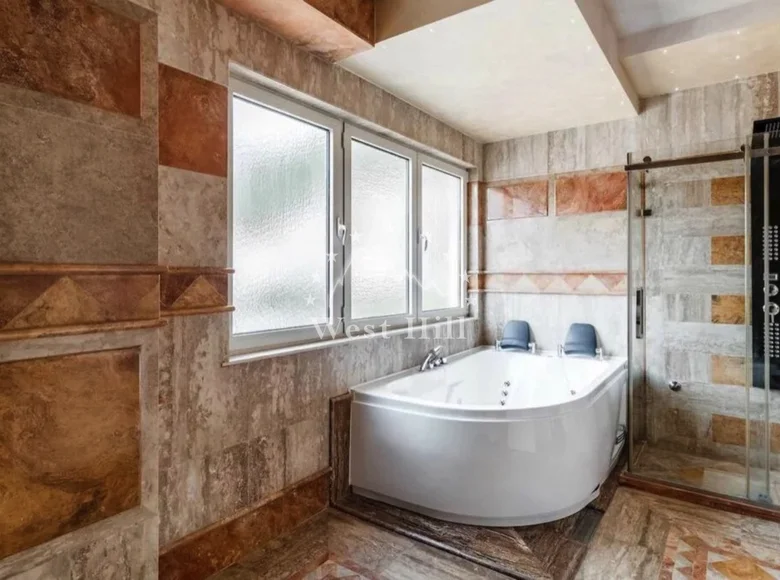 Wohnung 3 zimmer 400 m² Budva, Montenegro