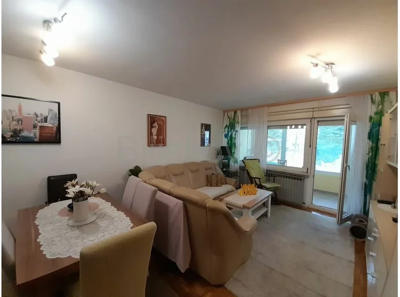 Mieszkanie 35 pokojów 81 m² Lucko, Chorwacja
