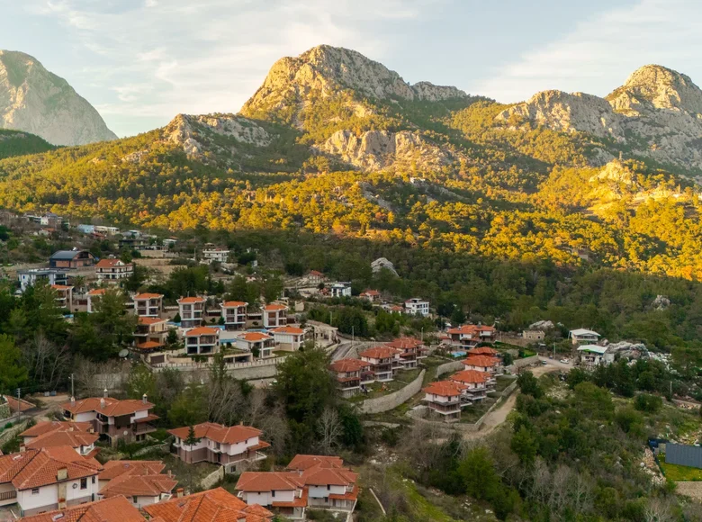 4 bedroom Villa  Konyaalti, Turkey
