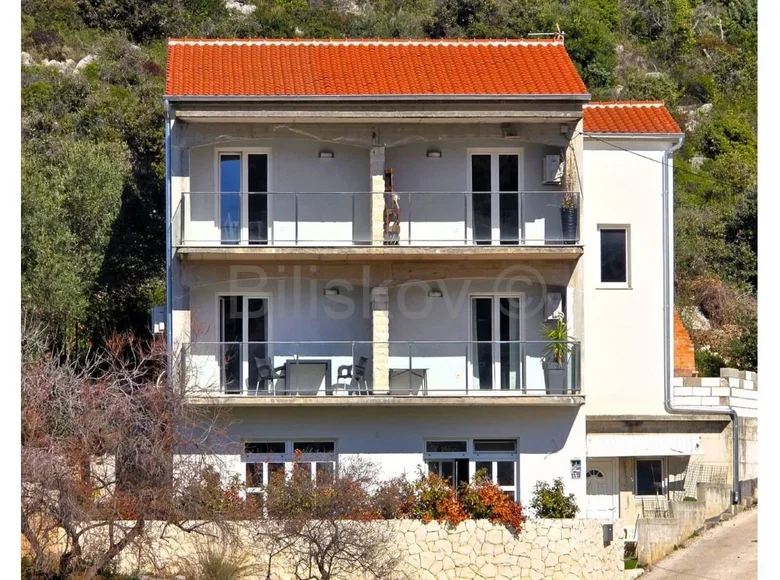 House 10 rooms 262 m² Opcina Rogoznica, Croatia