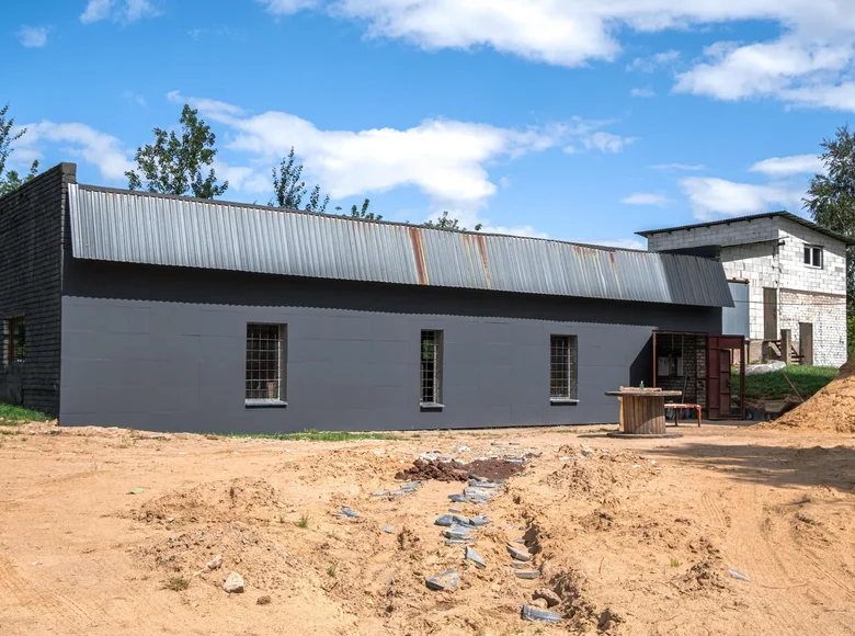 Warehouse 175 m² in Dzyarzhynsk, Belarus