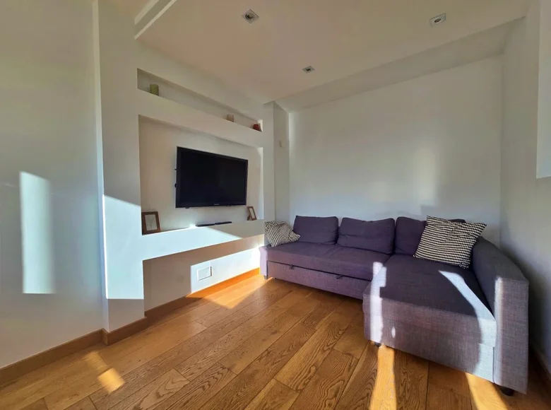 Коммерческое помещение 4 комнаты 82 м² в Кракове, Польша