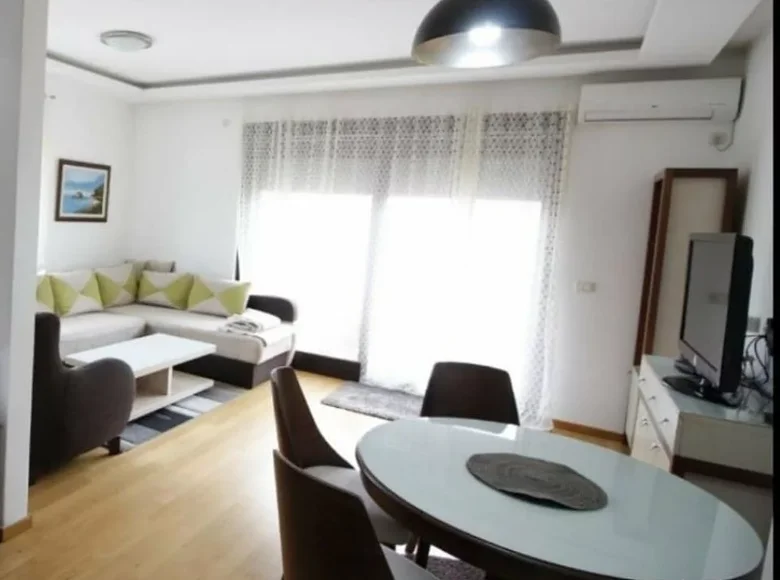 2 bedroom apartment 54 m² Podgorica, Montenegro
