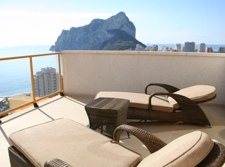 3 bedroom apartment  Calp, Spain