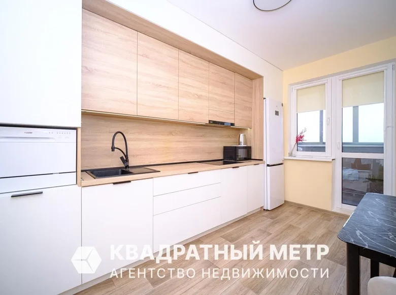 Wohnung 2 zimmer 71 m² Minsk, Belarus