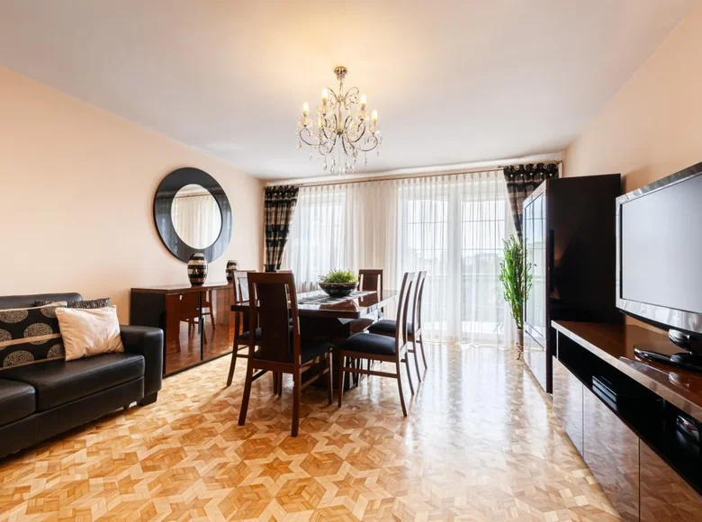 3 room apartment 70 m² Lodz, Poland