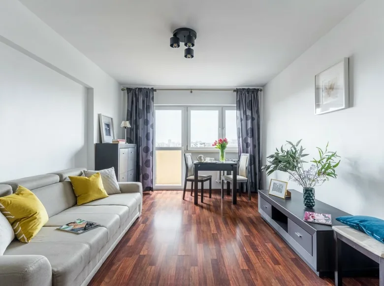 2 room apartment 37 m² Warsaw, Poland